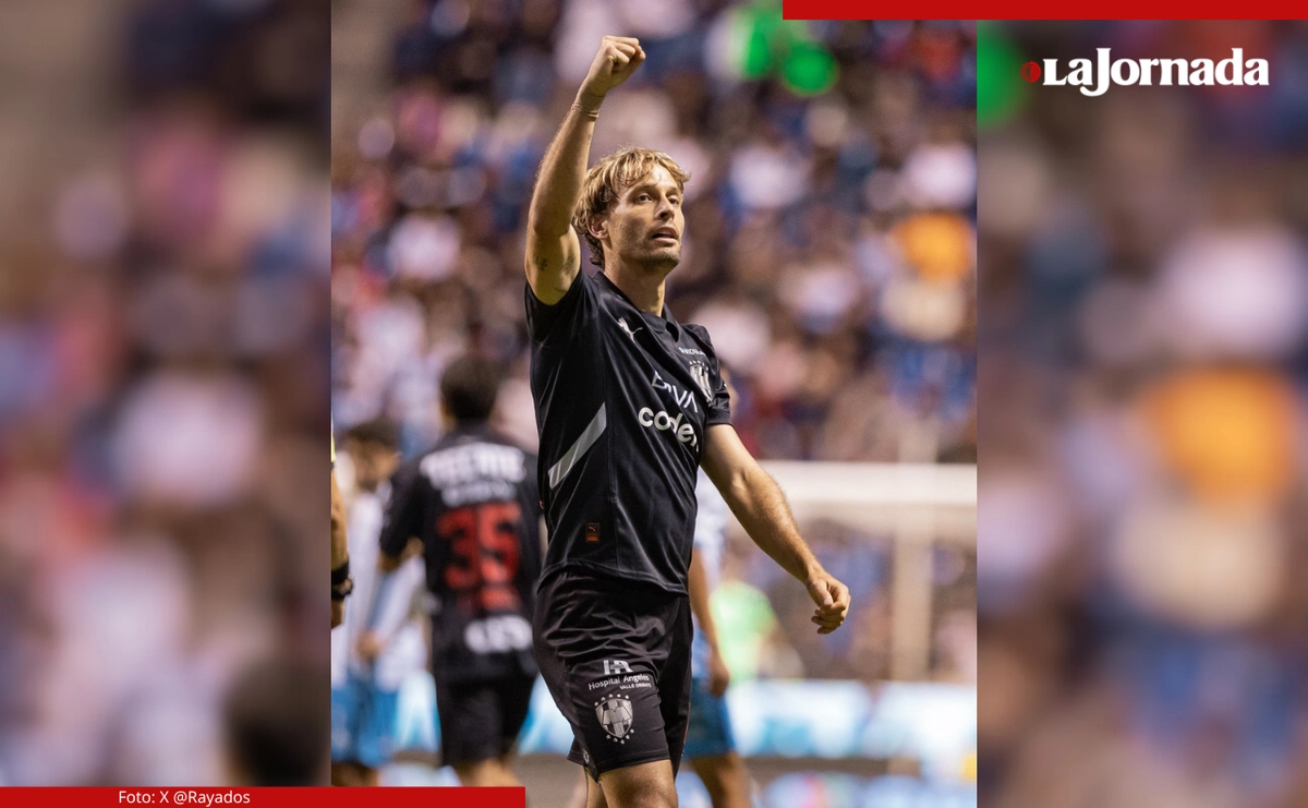 La Pandilla recurrió al talento del español Sergio Canales, figura con un triplete de goles, para dejar en claro que el liderato del torneo mexicano le pertenece. Foto