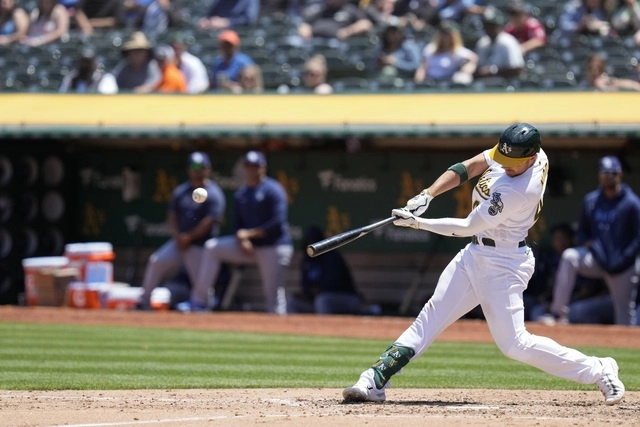 Taj Bradley, principal prospecto de los Rays, ponchó a los primeros seis bateadores de Oakland. Foto Ap