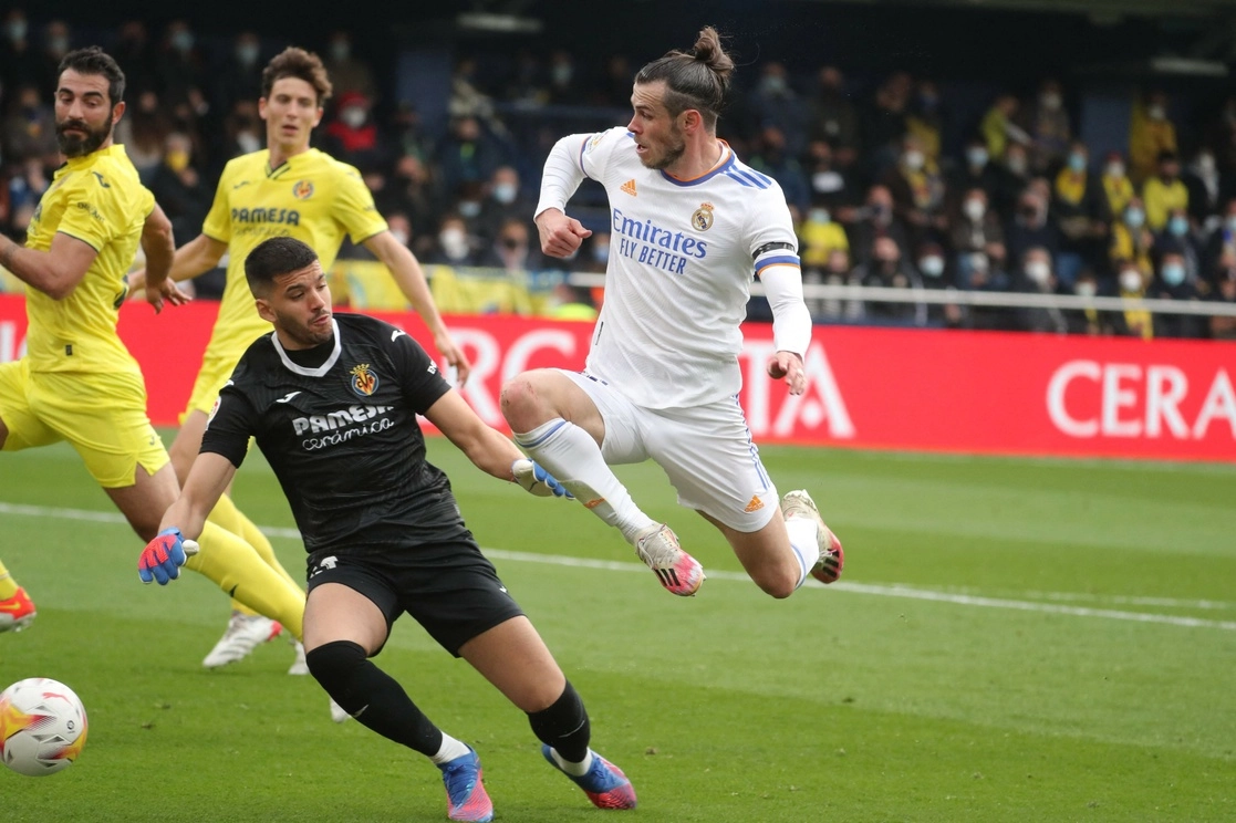 El delantero del Real Madrid, Gareth Bale tuvo actividad luego de mantenerse  alejado de las canchas desde el 28 de agosto de 2021. Foto Afp 
