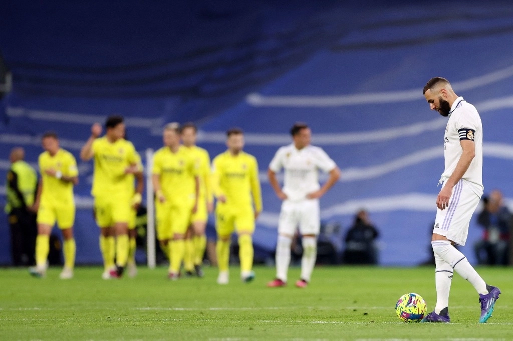 La derrota ante Villarreal aleja al Real Madrid de la lucha por el título de La Liga. Foto Afp
