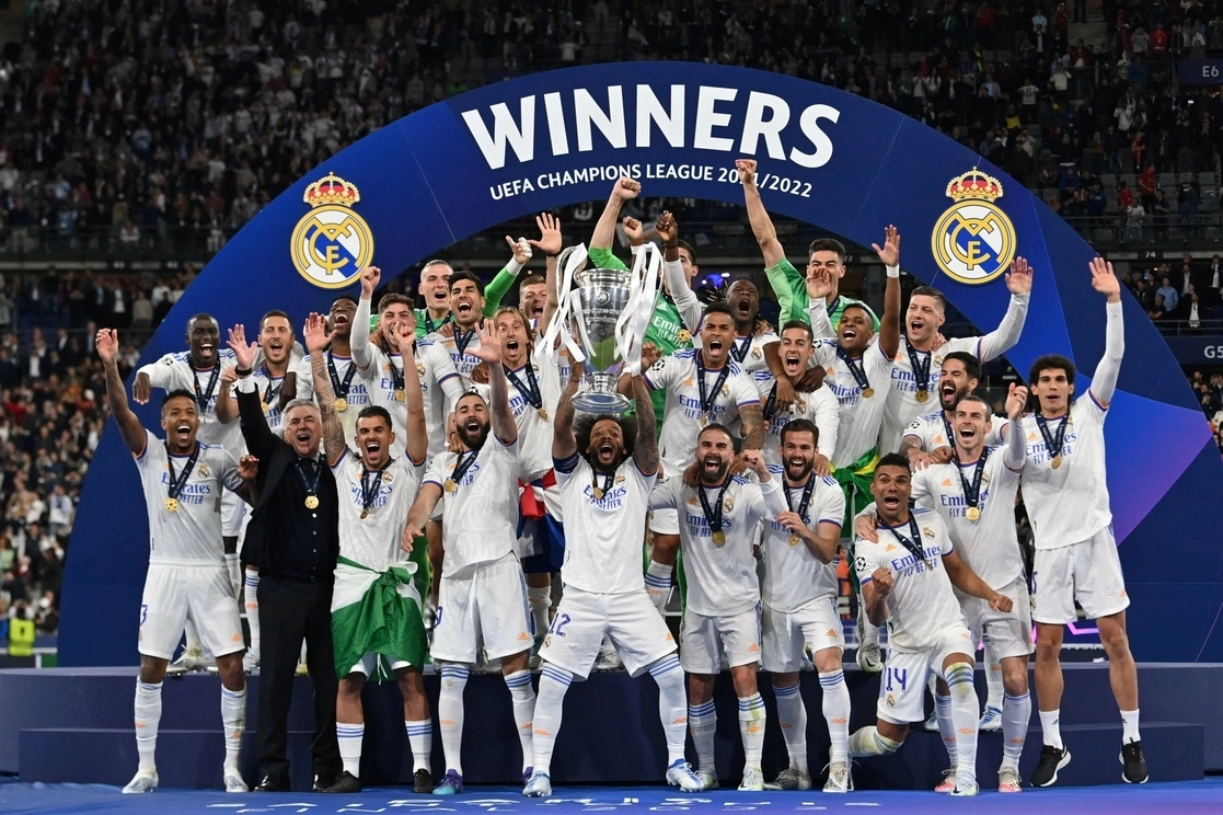 El Real Madrid rechazó, al considerarla "insuficiente", la oferta de compensación hecha por la UEFA a los aficionados que asistieron a la final de la Liga de Campeones de 2022 contra el Liverpool en el Stade de France. Foto Afp / Archivo