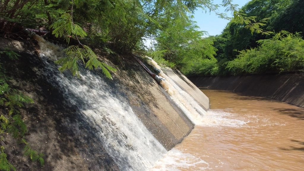 En la imagen la presa derivadora de Siqueros, en Mazatlán Sinaloa. Foto tomada de la cuenta de Twitter @AytodeMzt
