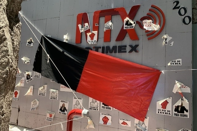 Huelga en la sede de la agencia Notimex. Foto José Antonio López / Archivo

