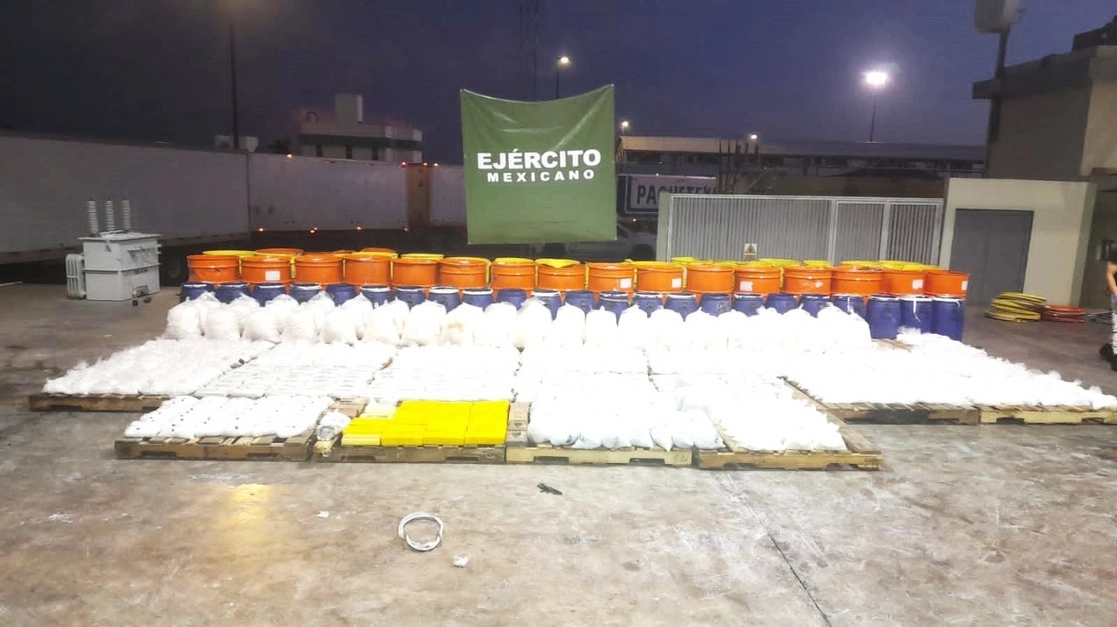 Aseguramiento de drogas que realizó la Sedena. Foto cortesía Sedena