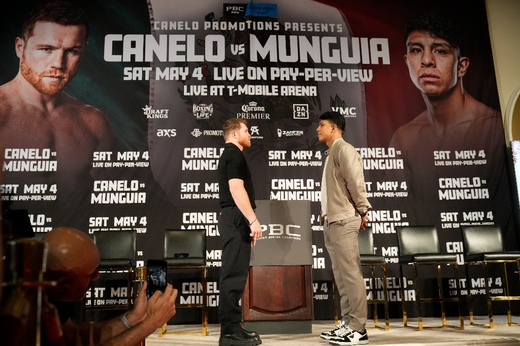 Official weigh-in between ‘Canelo’ Álvarez and Jaime Munguía