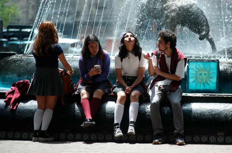 Estudiantes en el centro de Coyoacán, en imagen de archivo. Foto Cristina Rodríguez/Archivo.