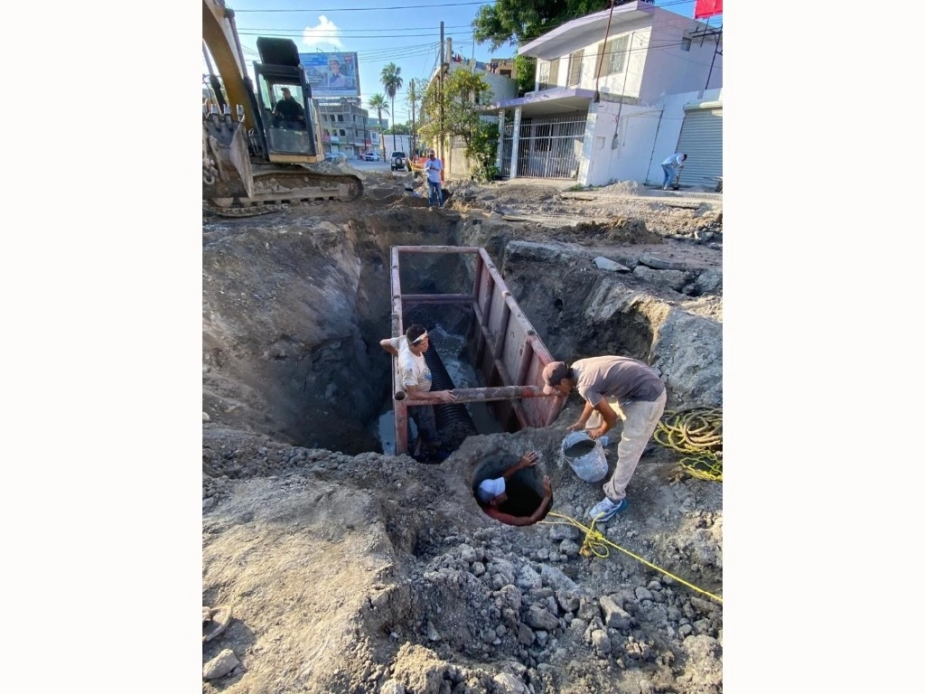 La Comisión Municipal de Agua Potable y Alcantarillado (COMAPA), en Reynosa, reportó insuficientes los niveles de agua cruda en el río Bravo. Foto 'La Jornada'