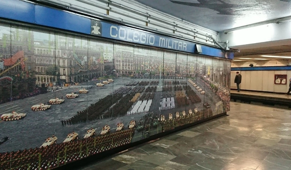 El servicio de la Línea 2 del Metro se suspendió por alrededor de dos horas, debido a maniobras en la estación Colegio Militar para retirar un objeto metálico de vías. Foto tomada de Google Maps