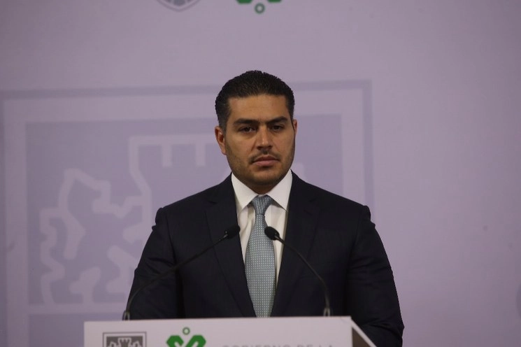 El secretario de Seguridad Ciudadana de la Ciudad de México, Omar García Harfuch, durante una conferencia de prensa en el Antiguo Palacio del Ayuntamiento, en el Centro Histórico, el 20 de febrero de 2020. Foto Jesús Villaseca