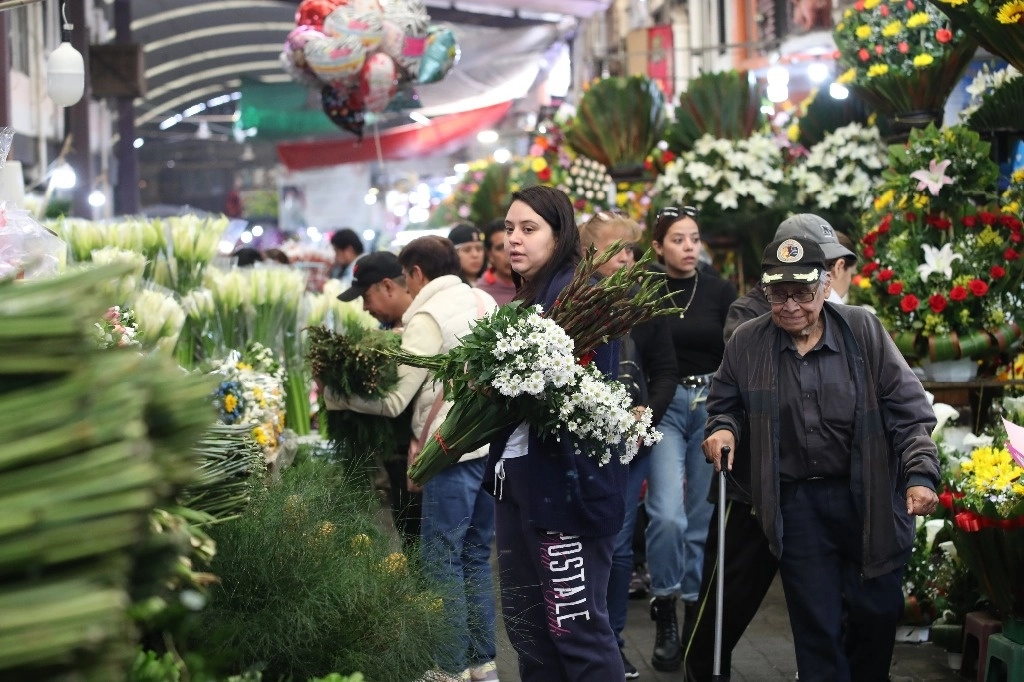 En el mercado de Jamaica, en la Ciudad de México. Foto Yazmín Ortega Cortés / Archivo 