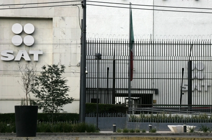 Oficinas del SAT en la capital del país. Foto Roberto García Ortiz / Archivo