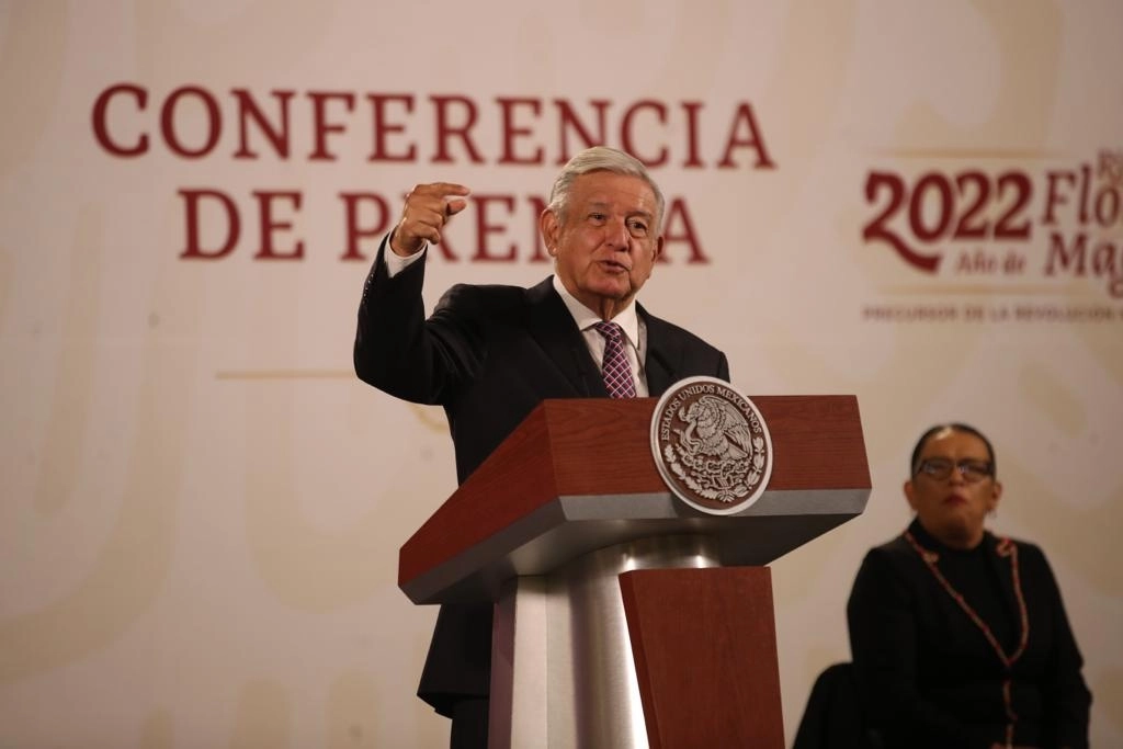 El presidente Andrés Manuel López Obrador durante su conferencia matutina en Palacio Nacional, en la Ciudad de México, el 6 de diciembre de 2022. Foto Yazmín Ortega Cortés