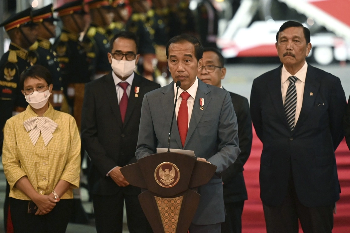 El presidente de Indonesia, Joko Widodo, prometió hoy impedir que el sureste asiático se convierta en el frente de una nueva guerra fría. Foto Ap 