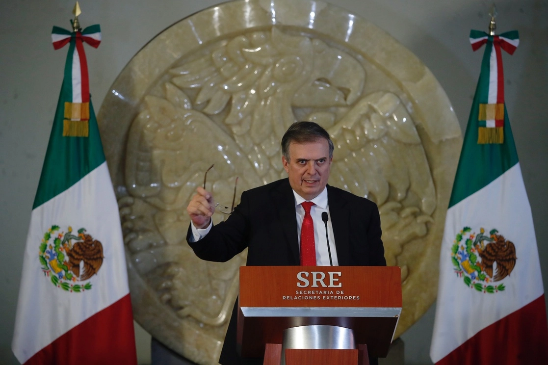 El gobierno de México sigue procesando la petición de asilo del depuesto presidente de Perú, Pedro Castillo, informó el canciller Marcelo Ebrard. Foto Cristina Rodríguez / Archivo