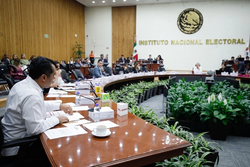 Sesión del INE del pasado 14 de marzo de 2024. Foto Cristina Rodríguez