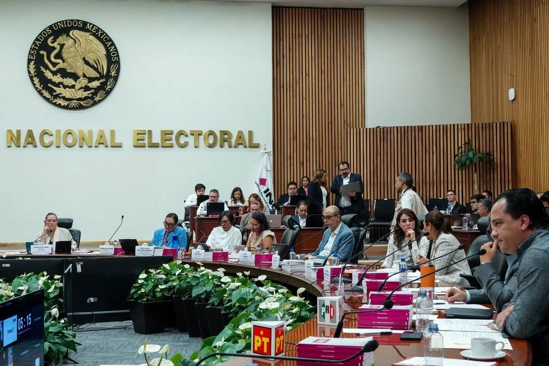 En otro punto de la sesión fue entregado el informe relativo a las medidas de seguridad de las boletas y actas electorales.