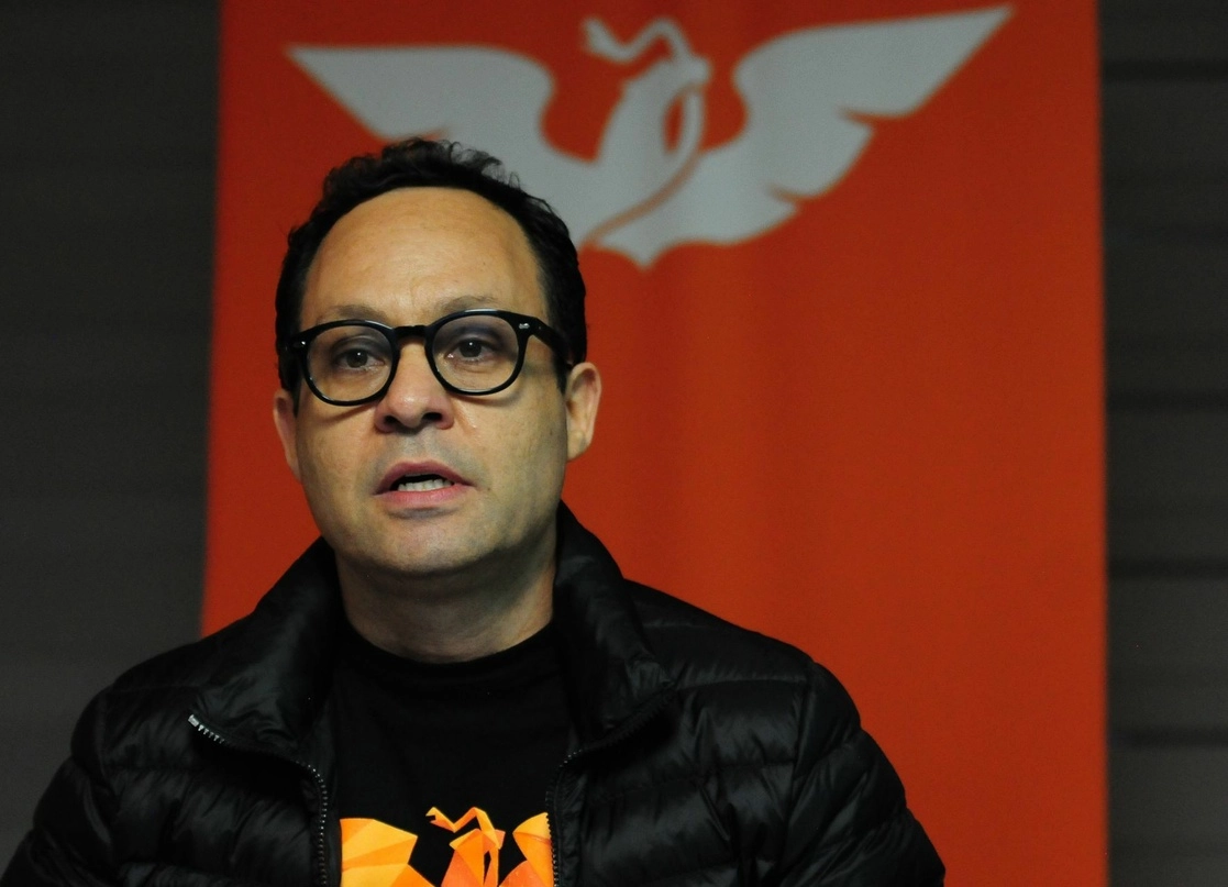 "Hágase cargo de sus resultados”, dijo Clemente Castañeda en redes sociales. En la imagen, el dirigente de Movimiento Ciudadano durante una conferencia de prensa, ayer. Foto Cuartoscuro  