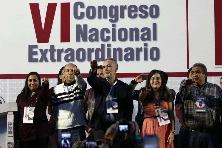 Ayer, durante la toma de protesta de Alfonso Ramírez Cuellar. Foto Jesús Villaseca