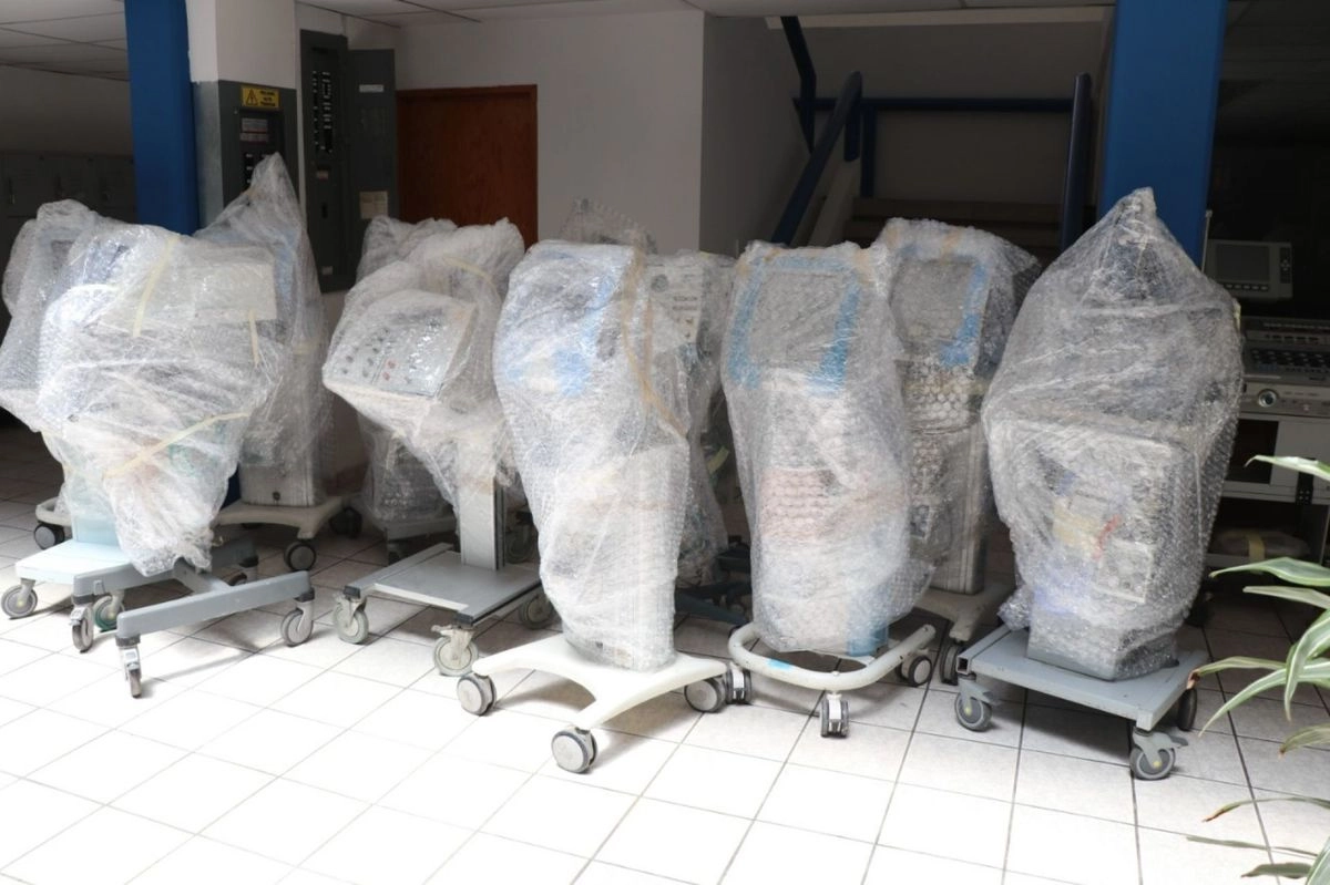 Philips México Commercial negó que su intención de presentar un arbitraje de inversión en contra de México también está relacionado con el arresto del director general de Philips México, Marc “N”, en meses recientes “por cargos de desobediencia a medidas coercitivas" y no por el retiro de los más de 3 mil 500 respiradores defectuosos en el país. Foto 