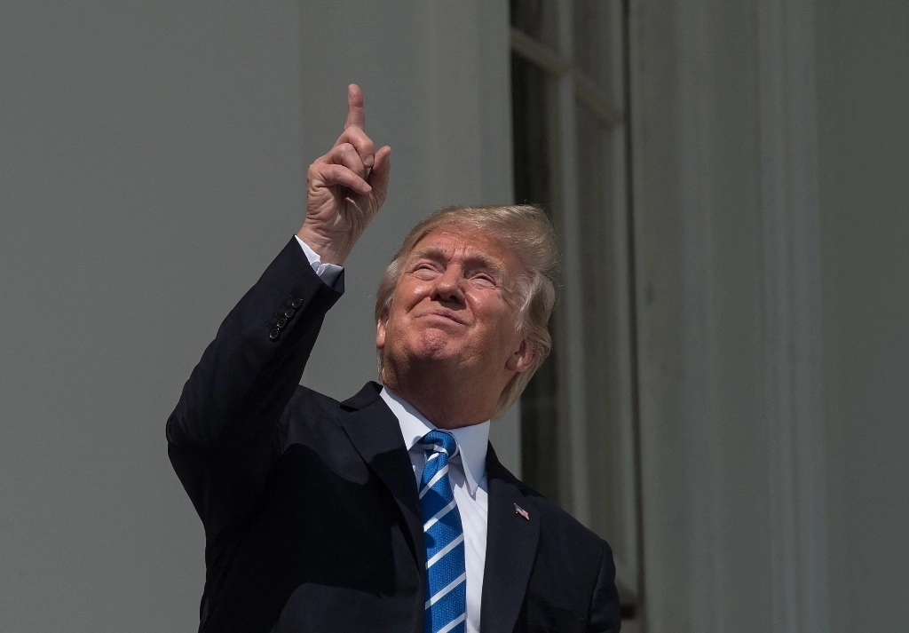 Un juez de una corte de apelaciones de Nueva York rechazó este martes el último intento del ex presidente Donald Trump de retrasar su juicio penal por dinero secreto. Foto Afp / Archivo 