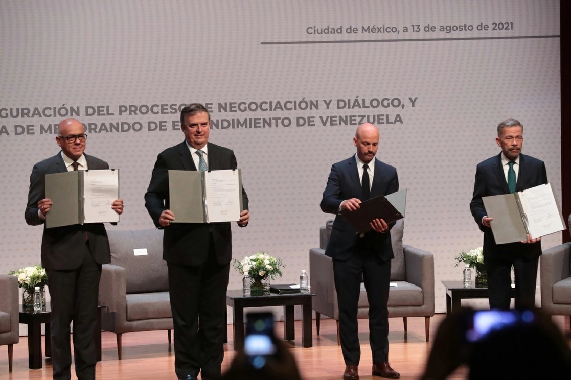 El embajador designado por EU para Venezuela pidió a la oposición abordar el tema de una drástica reforma judicial en el país sudamericano. Foto Europa Press