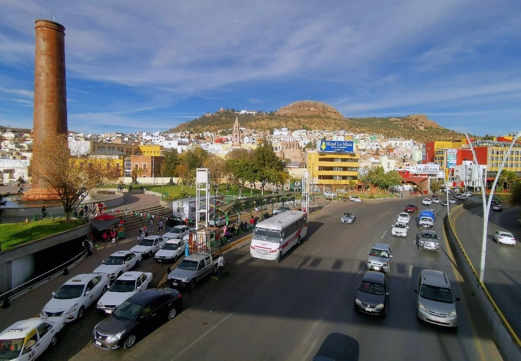 Según resultados de una encuesta aplicada por un organismo ciudadanos, más del 80% de los interrogados desaprueba la construcción de un viaducto elevado en Zacatecas. Foto La Jornada