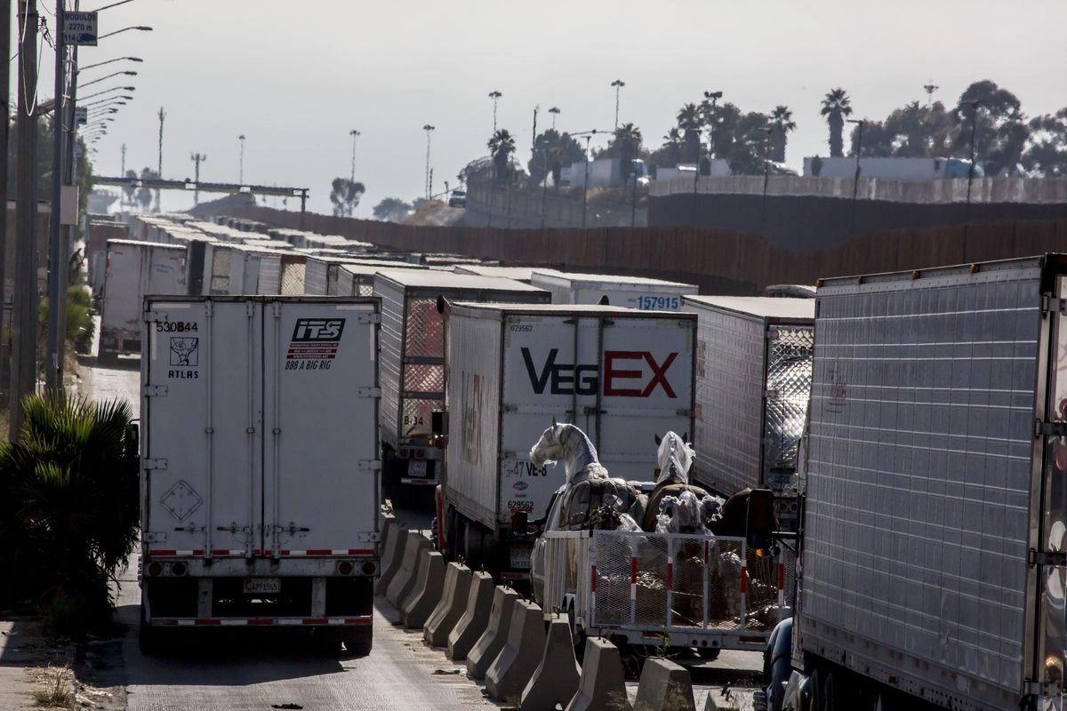 Los operadores de la frontera no requieren un dominio fluido del inglés para llevar a cabo su trabajo de manera segura y eficiente”, explicó Lozano. Foto 