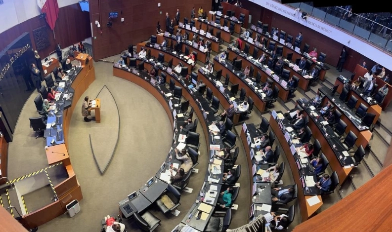 Perspectiva de la Sala de Sesiones del Senado de la República.