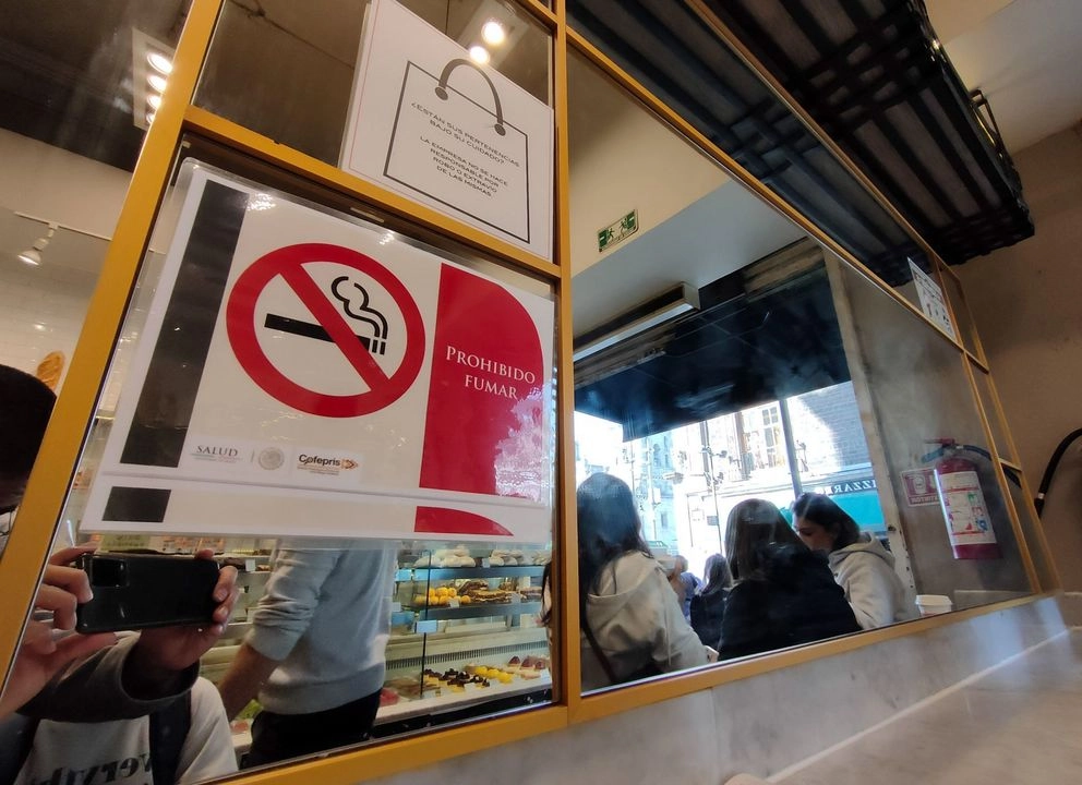 México necesita continuar y fortalecer las políticas públicas para el control del tabaco. Incluso, dijo, se debe acelerar el ritmo para contrarrestar la interferencia de la industria tabacalera, proteger la salud pública del conflicto de interés y profundizar el alcance en el control de los productos de tabaco y nicotina.