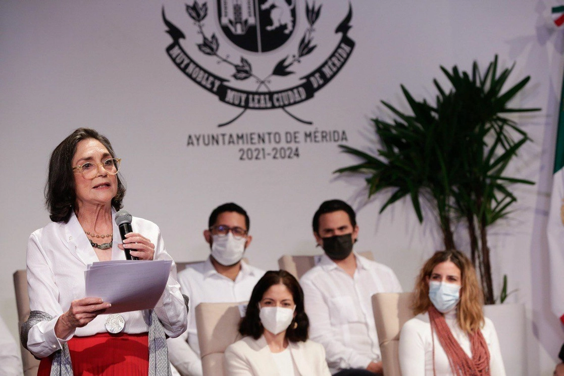 La actriz y activista durante el evento. Foto cortesía del Ayuntamiento de Mérida