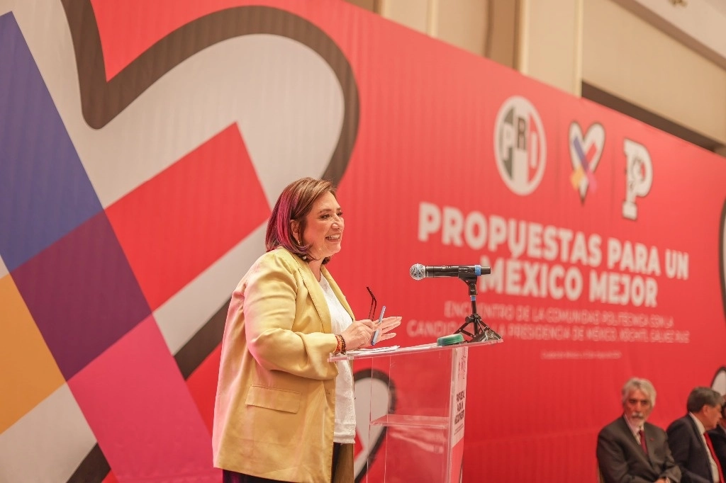 “No hay piso parejo, les dijimos a los magistrados que no hay piso parejo y nos sugieren que propongamos una reforma electoral después de este proceso, pero ya para qué”, cuestionó. Foto @XochitlGalvez 