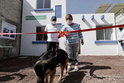 En el sistema de autoconstrucción, los créditos son gratuitos y permite tener una vivienda más amplia y tener más ahorros. Foto Roberto García Ortiz /Archivo 