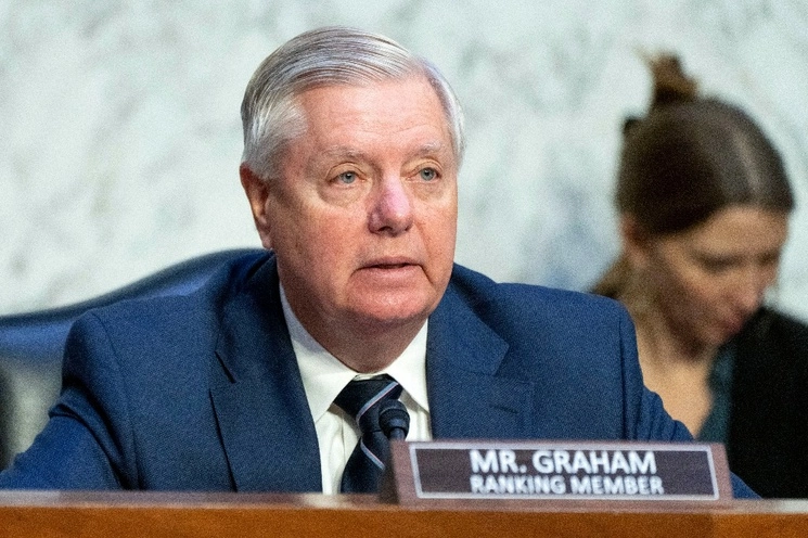 El senador Lindsey Graham, RS.C., miembro de alto rango del Comité de Supervisión Judicial del Senado, habla durante una audiencia para examinar la Sección 702 de la Ley de Vigilancia de Inteligencia Extranjera y las autoridades de vigilancia relacionadas, en el Capitolio en Washington, el martes 13 de junio de 2023.Foto Ap 