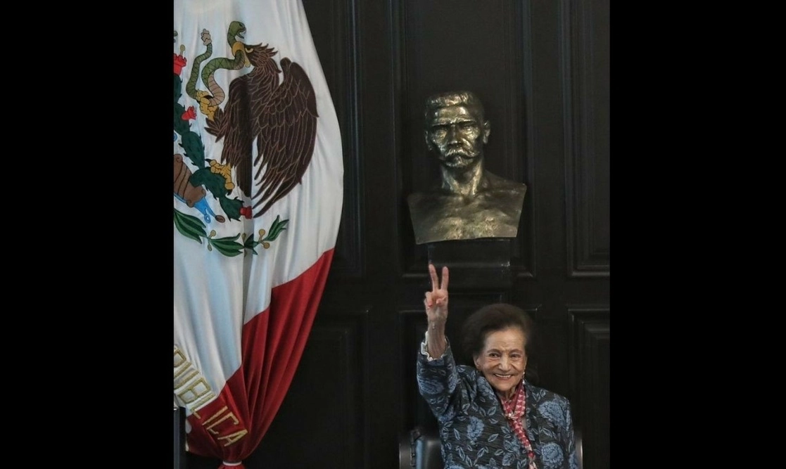 La maestra Ifigenia Martínez, en sesión solemne del Senado, el 7 de octubre de 2021. Foto Marco Peláez