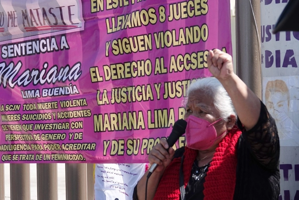 Por más de 12 años Irinea Buendía, ha buscado justicia para el feminicidio de su hija Mariana. Foto Cuartoscuro/Archivo