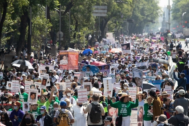 Madres de desaparecidos durante una protesta en la Ciudad de México, en imagen de archivo. Foto Alfredo Domínguez
