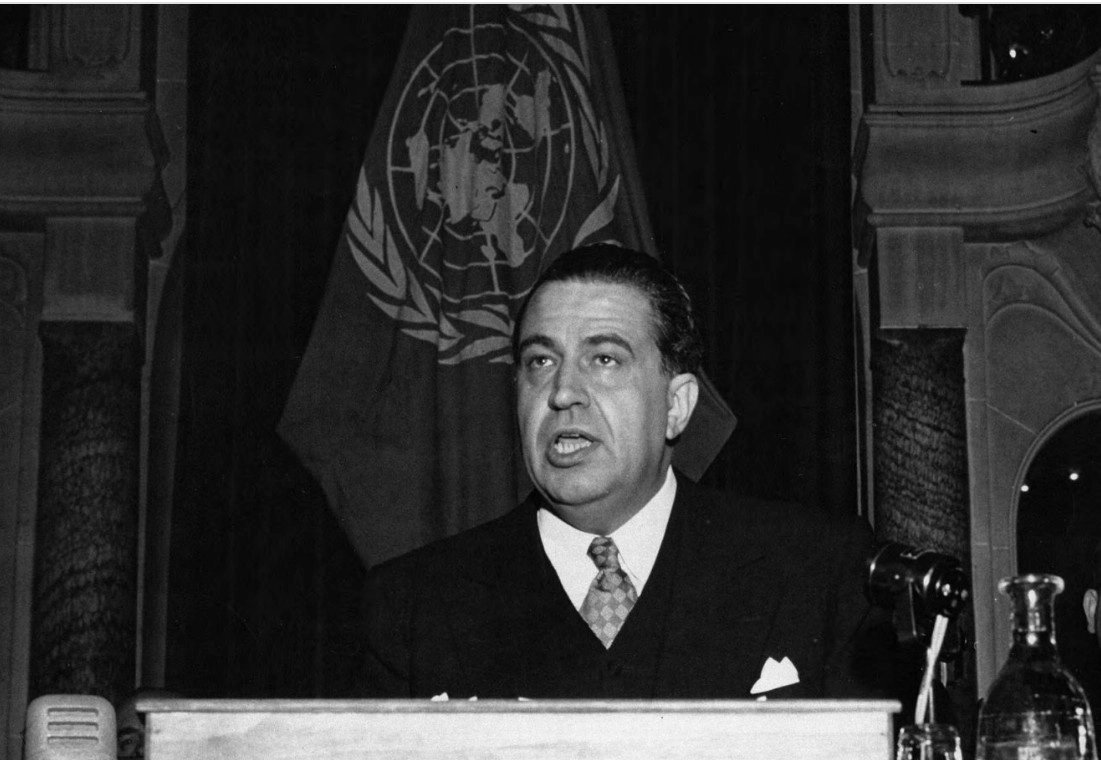 Jaime Torres Bodet fue el primer latinoamericano en presidir la Unesco. Imagen tomada del Twitter @UNESCOMexico