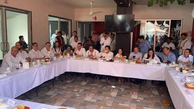 El diputado Mario Delgado, coordinador de la fracción de Morena dijo que “México es un país en el que se respeta la ley, se protegen los derechos humanos". Foto La Jornada