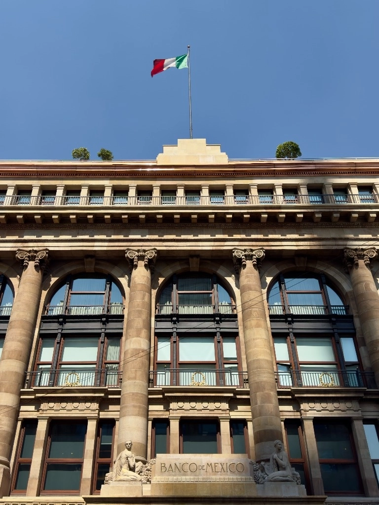 Sede del Banco de México en la capital del país, el 28 de enero de 2025. Foto Roberto García Ortiz