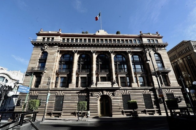 Sede del Banco de México en la capital del país. Foto Luis Castillo