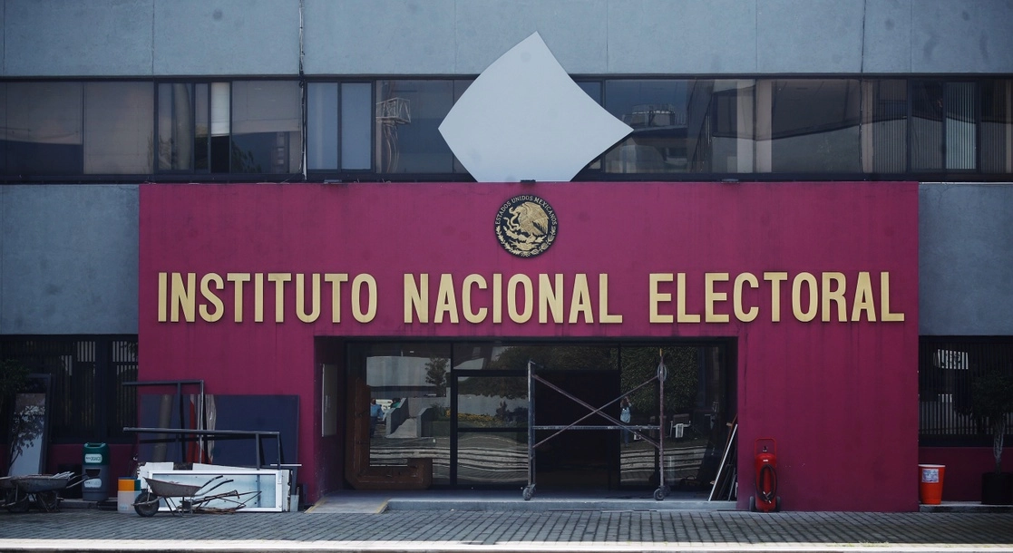 En algunas áreas de la sede del Instituto Nacional Electoral se realizan remodelaciones, el 1 de septiembre de 2022. Foto Cristina Rodríguez
