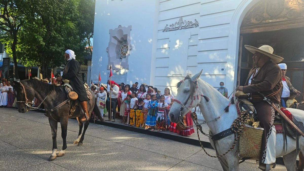 Ciudadano de Chilpancingo realizaron una representación de la llegada de José María Morelos y Pavón a Guerrero en 1813 para emitir los Sentimientos de la Nación. Foto 