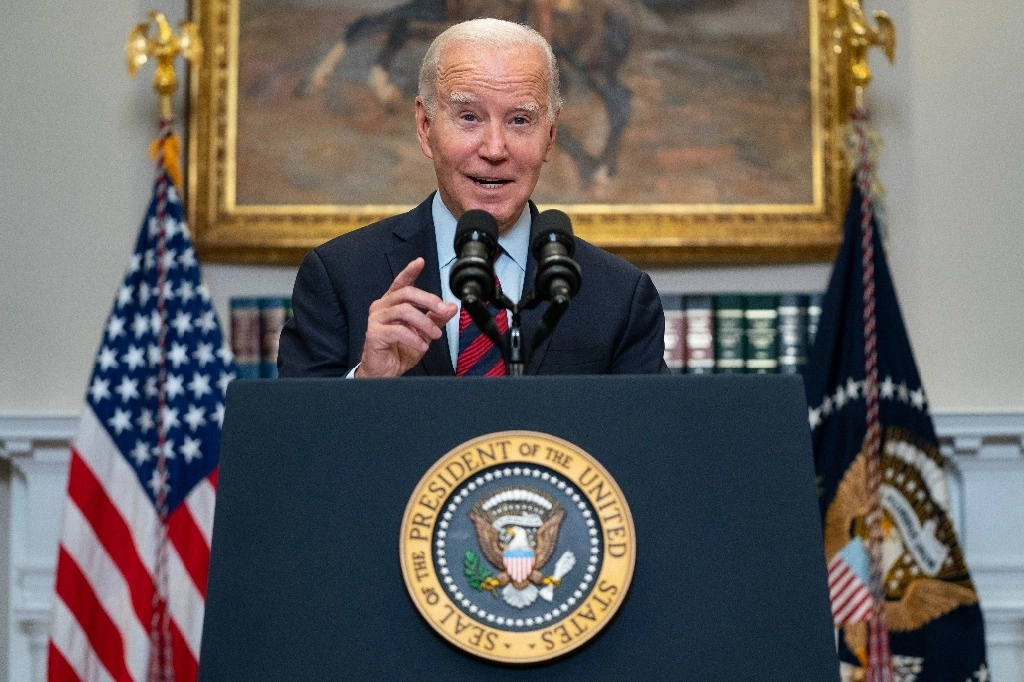 El gobierno de Biden anunció ayer que dispensó 26 leyes federales para permitir la construcción de muro fronterizo en el sur de Texas, la primera vez que esta administración hace uso de un amplio poder ejecutivo que fue empleado de manera recurrente durante la presidencia de Donald Trump. Foto Ap