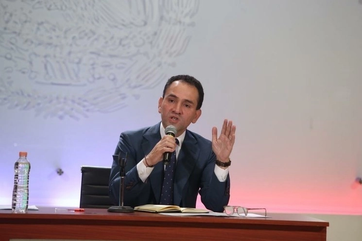 El secretario de Hacienda y Crédito Público, Arturo Herrera Gutiérrez. Foto Jesús Villaseca / Archivo