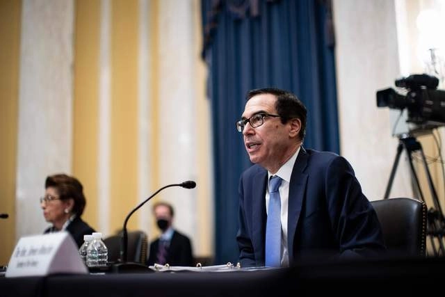"La economía de Estados Unidos comenzó a rebotar y nuestra recuperación está en marcha", señaló Mnuchin ante un comité del Senado. Foto Al Drago / Afp