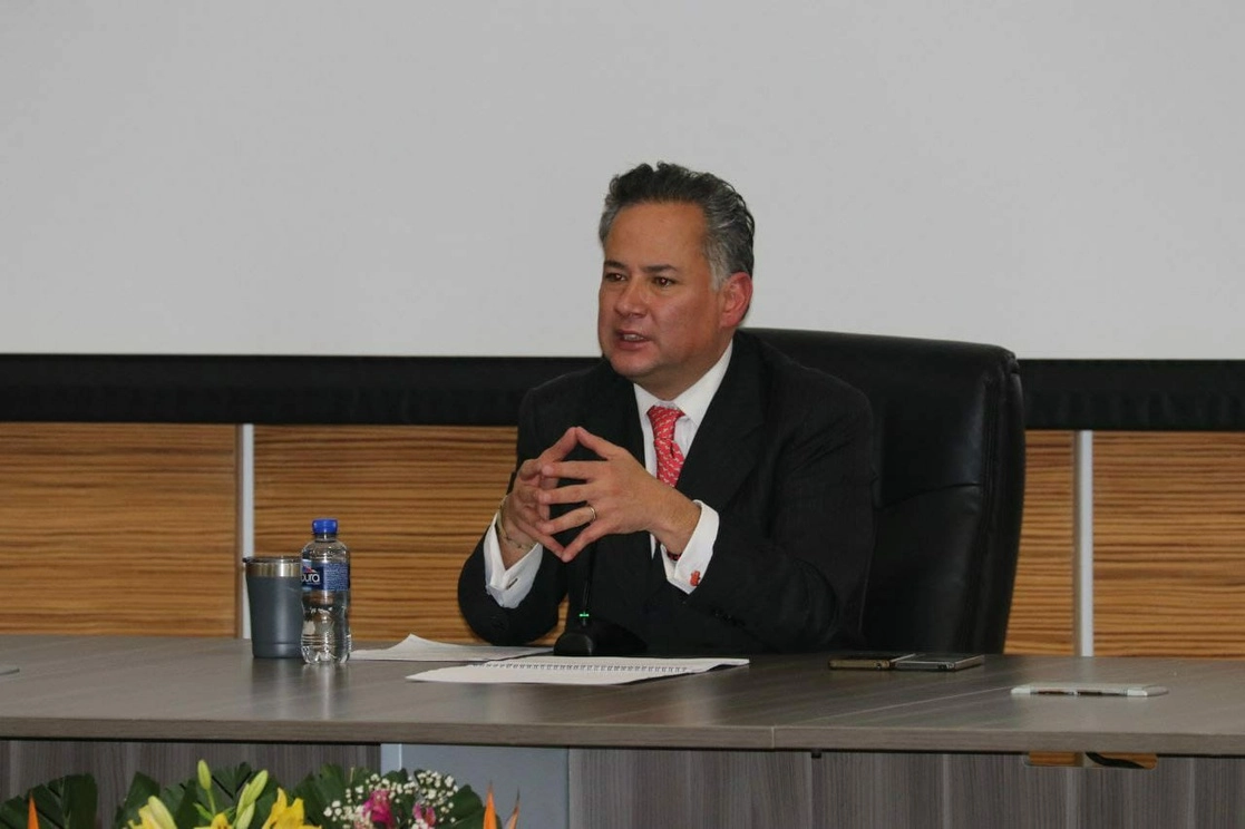 Santiago Nieto Castillo, encargado de despacho de la PGJ de Hidalgo informó la recuperación de la unidad. Foto Tomada del Twitter @SNietoCastillo