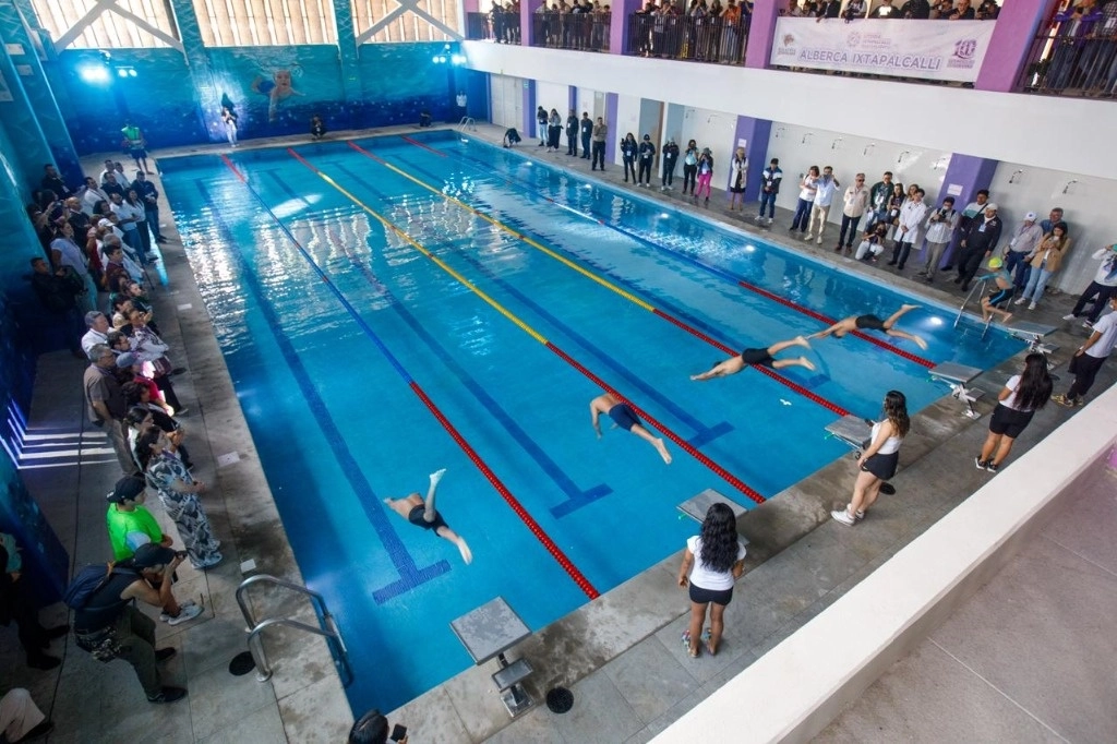 La jefa de Gobierno electa de la Ciudad de México, Clara Brugada, asiste a la inauguración del equipamiento de las sedes Deportiva y Social de la Utopía Ixtapalcalli, ubicada en la alcaldía Iztapalapa, en la Ciudad de México, el 4 de agosto de 2024. Foto Pablo Ramos