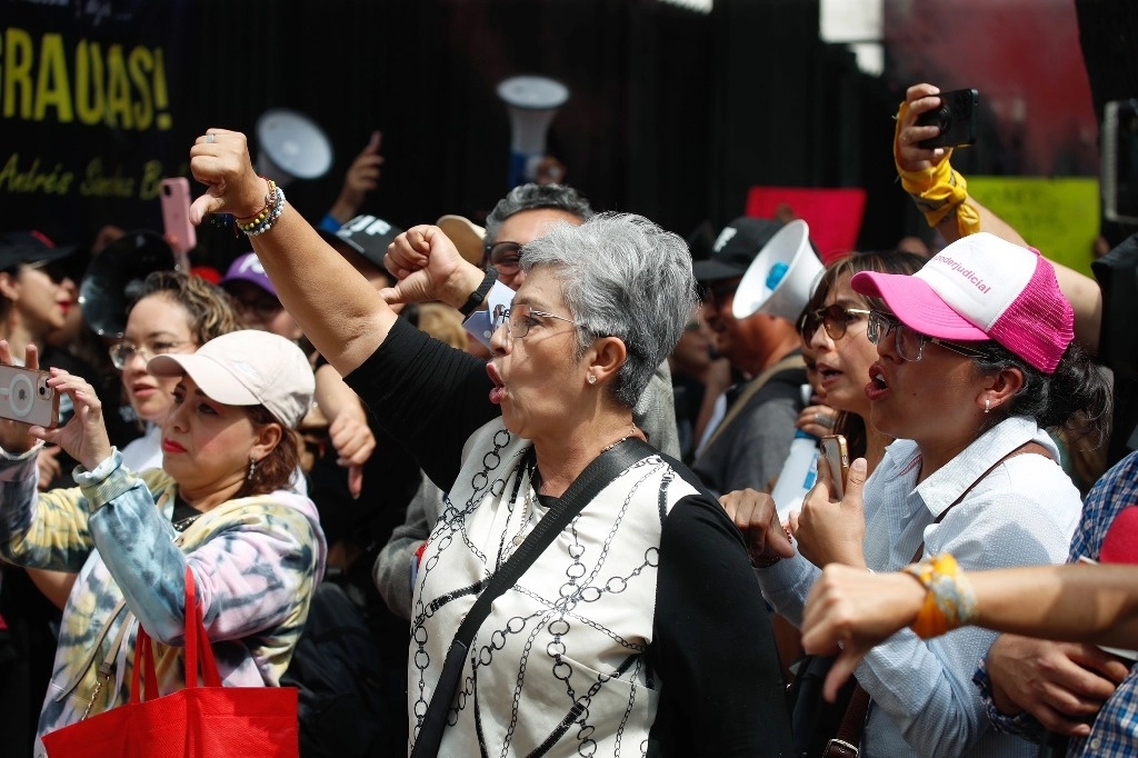 Trabajadores del PJF durante una protesta en imagen de archivo. Foto Cristina Rodríguez