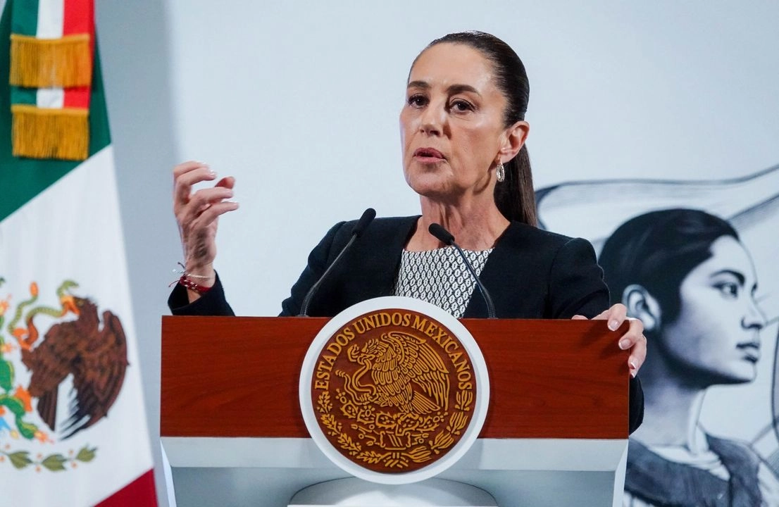 La presidenta Claudia Sheinbaum durante la conferencia matutina en Palacio Nacional, el 25 de abril de 2025. Foto 