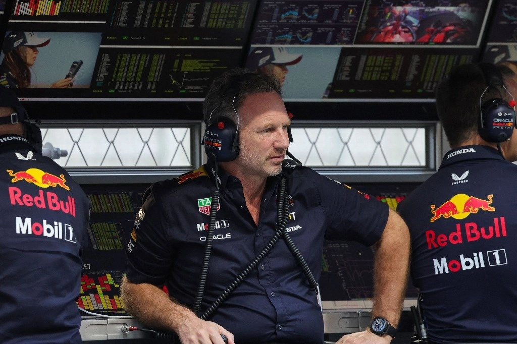 Red Bull, la escudería campeona de la Fórmula Uno, suspendió a la empleada que acusó de comportamiento inapropiado al jefe del equipo, Christian Horner, informaron medios. La imagen, del 7 de marzo de 2024. Foto Afp